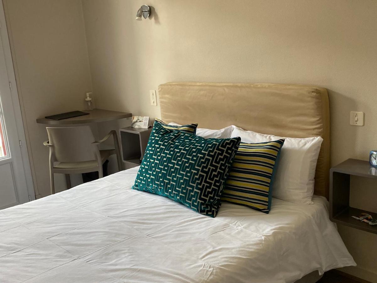 Hotel Juantorena 圣艾蒂安德拜戈里 外观 照片